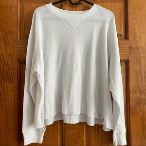 Hollister White Waffle Long Sleeve Shirt Size M